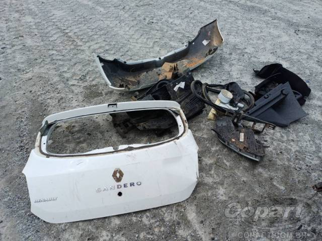 2016 RENAULT SANDERO 