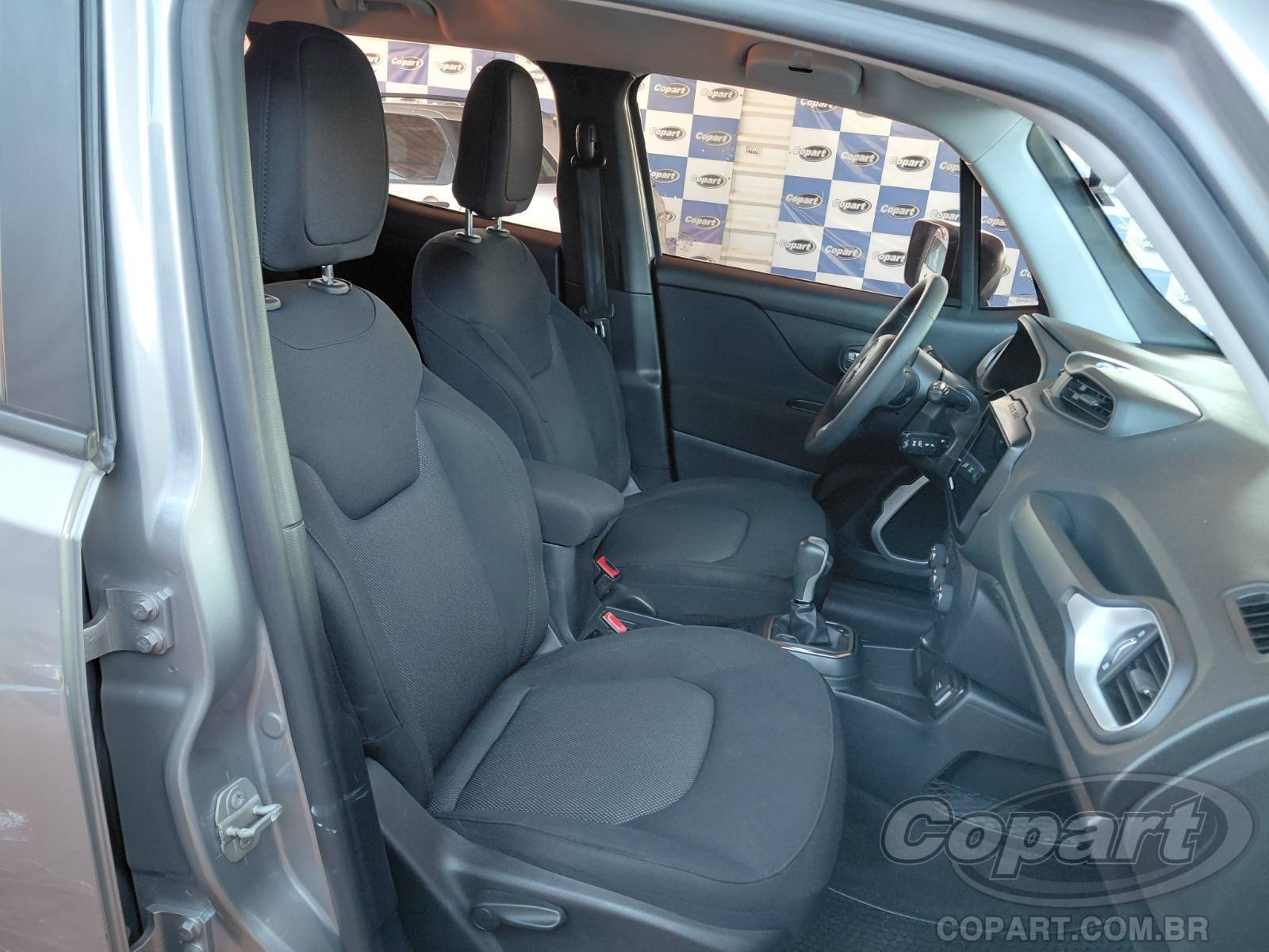 2020 JEEP RENEGADE — foto 5 de 10
