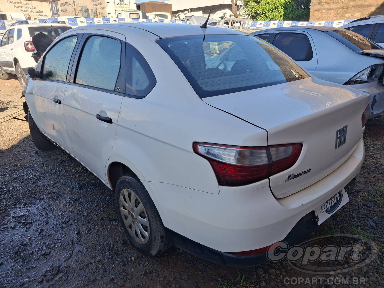 2021 FIAT GRAND SIENA — foto 3 de 10