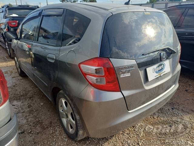 2010 HONDA FIT 