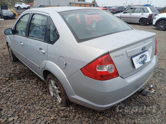 2009 FORD FIESTA SEDAN 