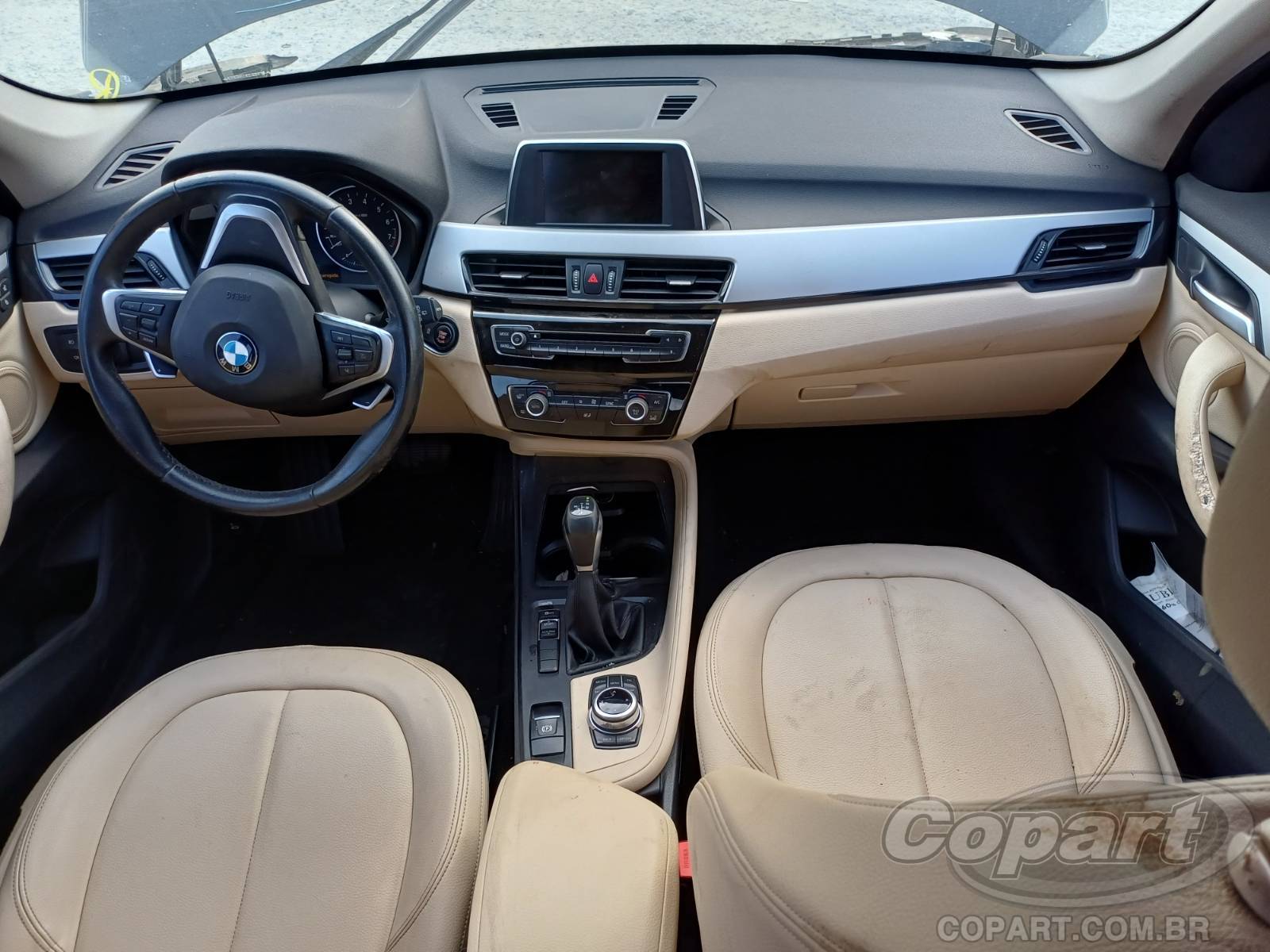 Foto 9 de 11: 2017 BMW X1