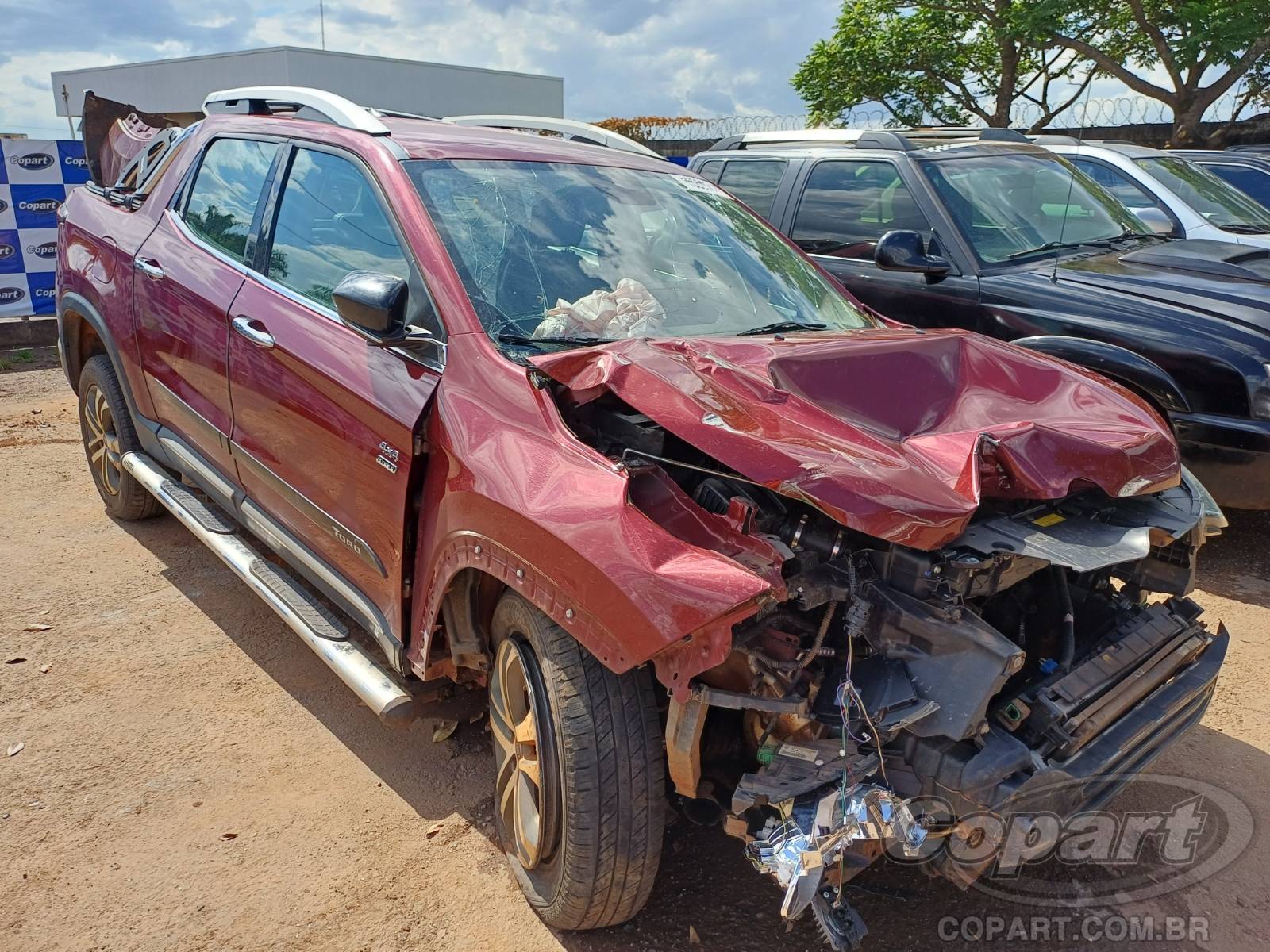 Veículo Fiat Toro Fiat Toro Volcano AT9 2.0 MultiJet Turbo 2017 2017 em leilão