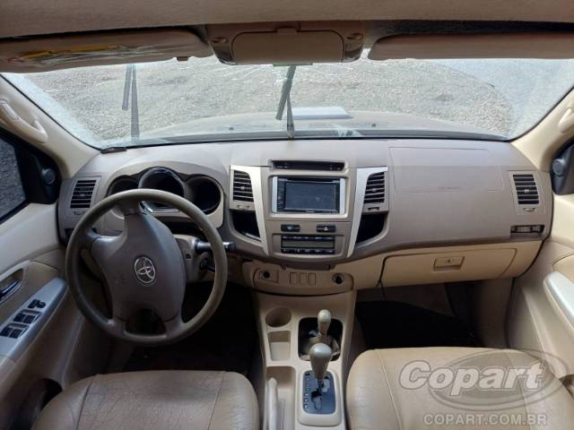 2006 TOYOTA HILUX SW4 