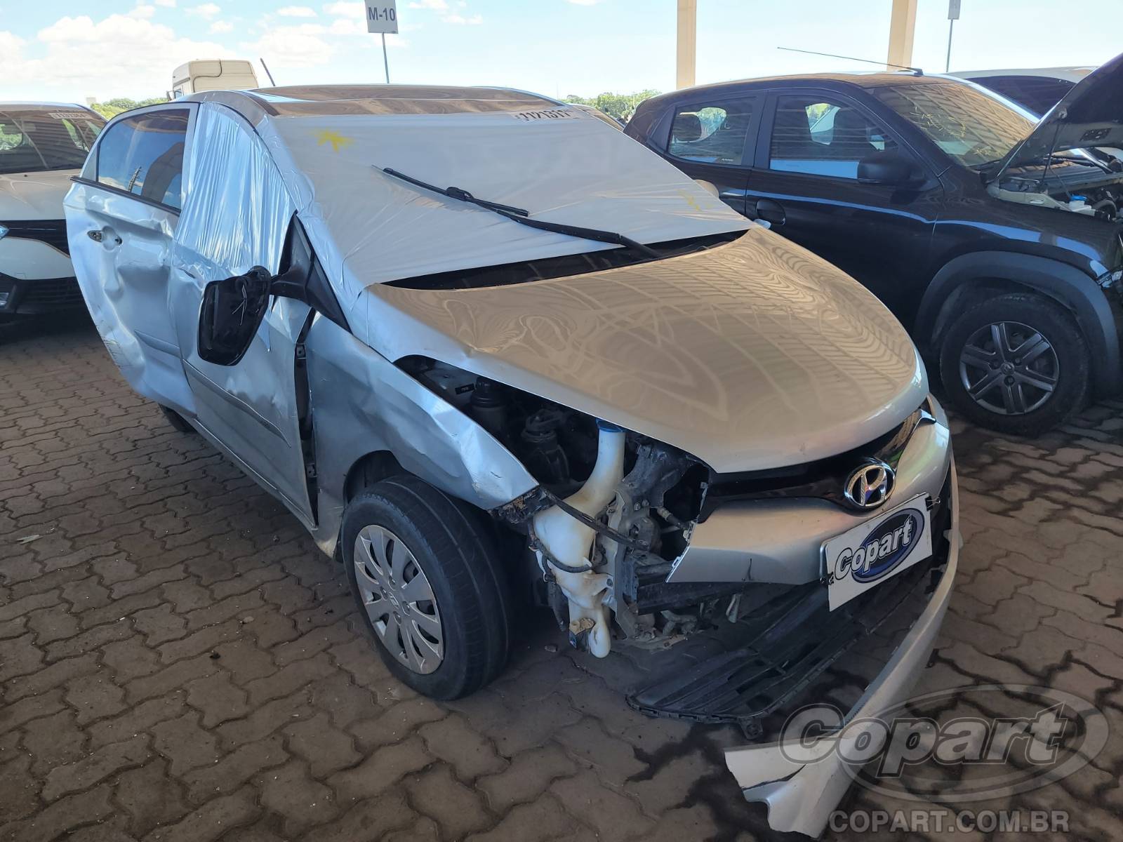 2015 HYUNDAI HB20