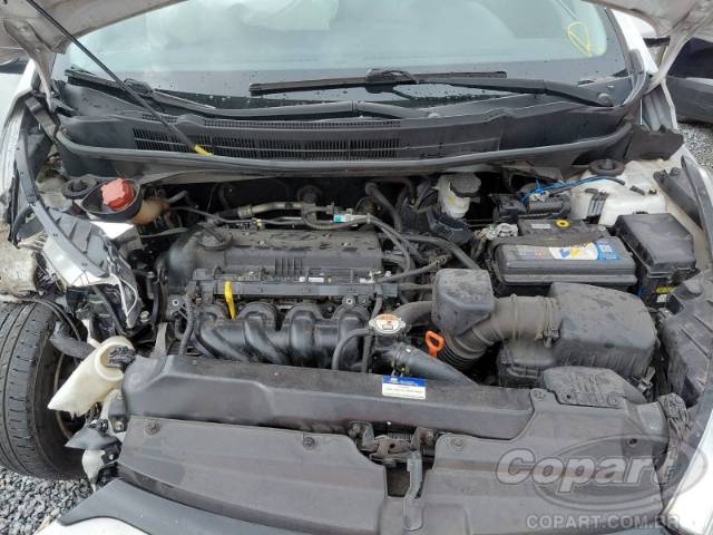2015 HYUNDAI HB20 