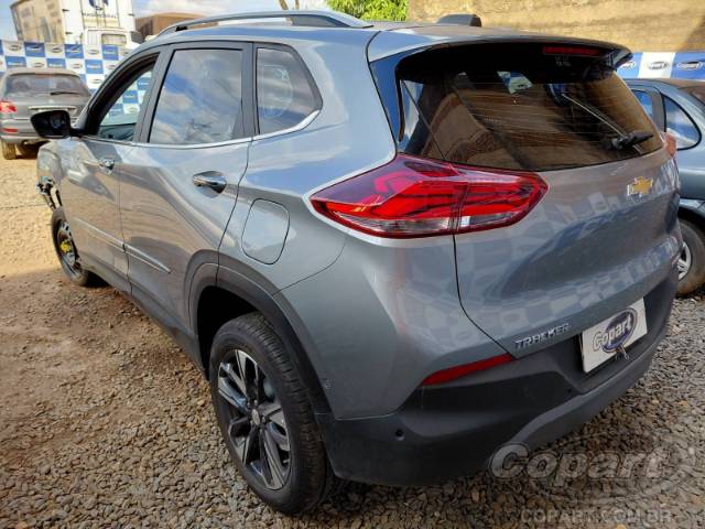 2025 CHEVROLET TRACKER 