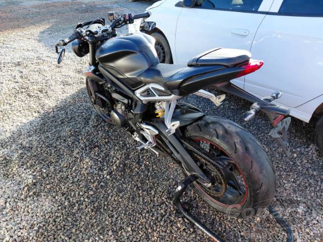 2020 TRIUMPH STREET TRIPLE 
