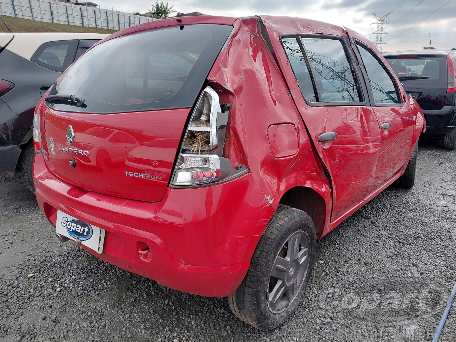 Foto 4: 2014 RENAULT SANDERO