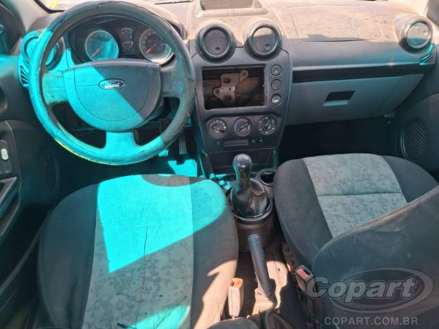 2009 FORD FIESTA SEDAN 