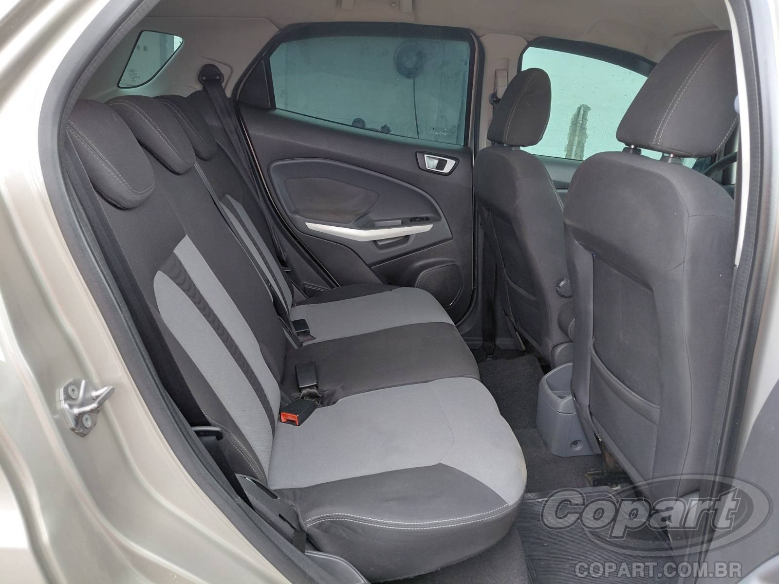 Foto 6 de 12: 2014 FORD ECOSPORT
