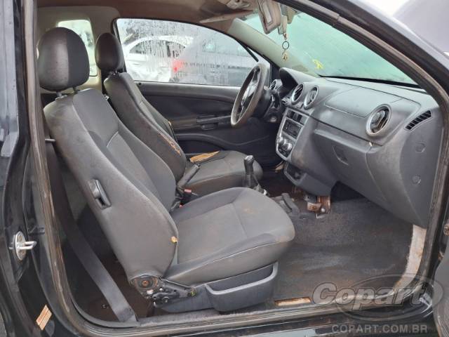 2013 VOLKSWAGEN SAVEIRO CE 