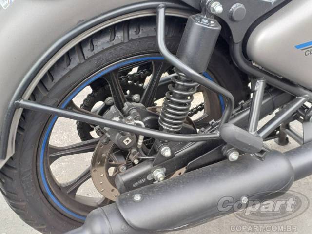 2025 ROYAL ENFIELD CLASSIC 