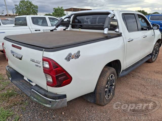 2022 TOYOTA HILUX CD 