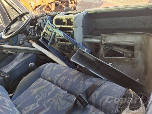 2009 VOLKSWAGEN WORKER 