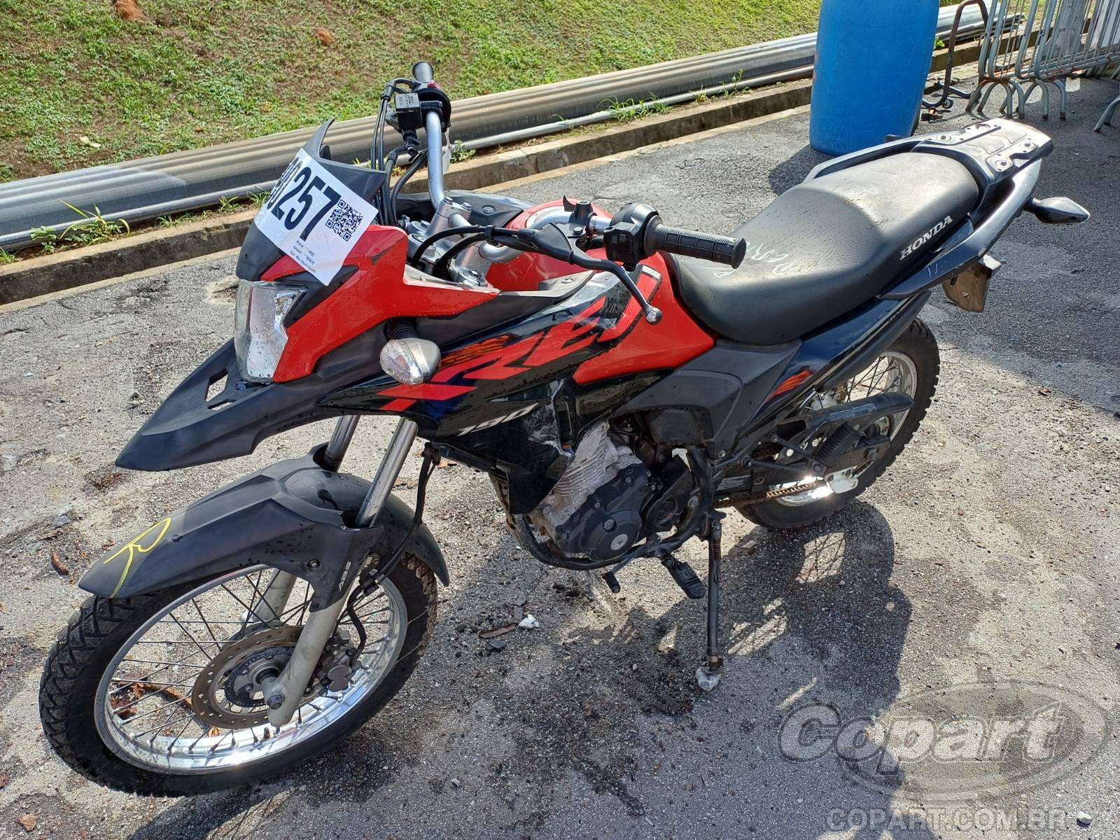 Foto 2: 2023 HONDA XRE 190