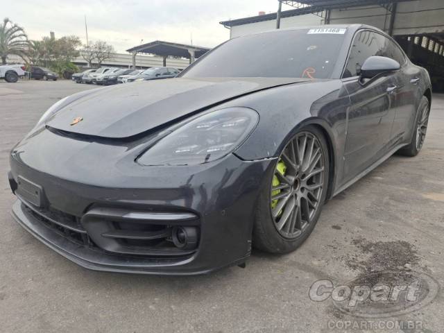 2022 PORSCHE PANAMERA 
