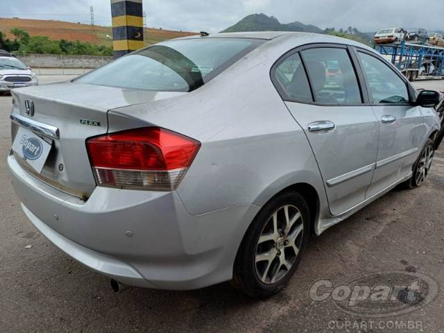 2010 HONDA CITY 