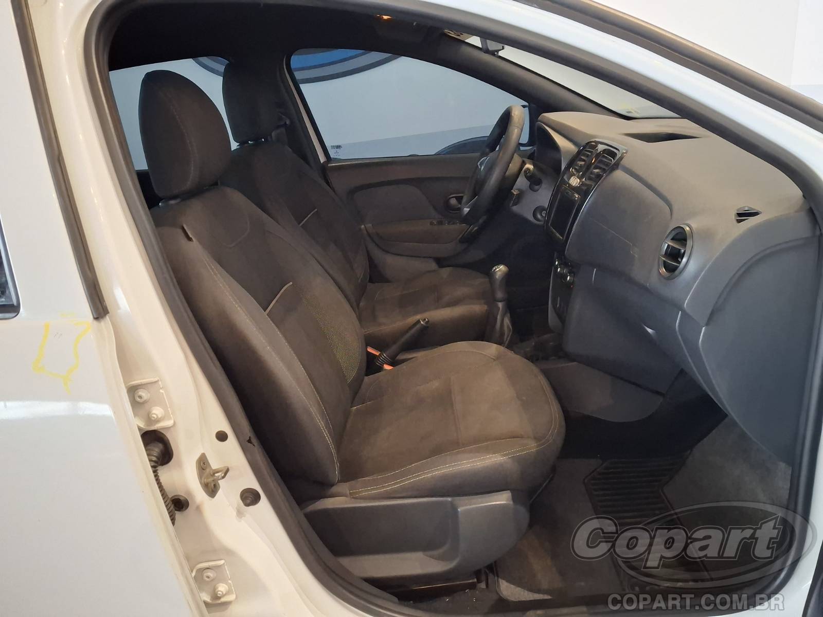 Foto 5: 2022 RENAULT LOGAN