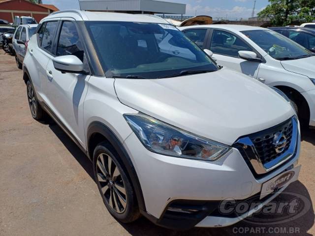 2017 NISSAN KICKS 