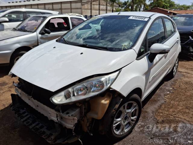 2015 FORD FIESTA 
