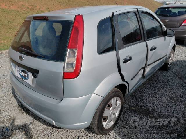 2010 FORD FIESTA 