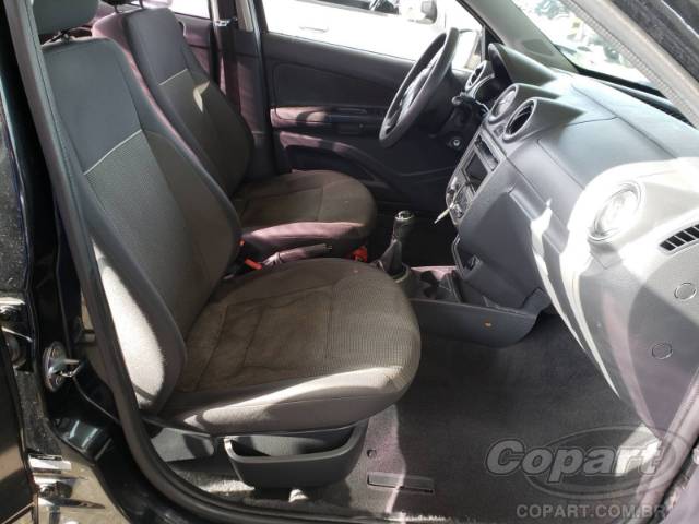 2013 VOLKSWAGEN VOYAGE 