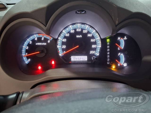 2015 TOYOTA HILUX SW4 