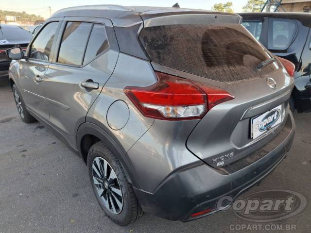 2019 NISSAN KICKS 