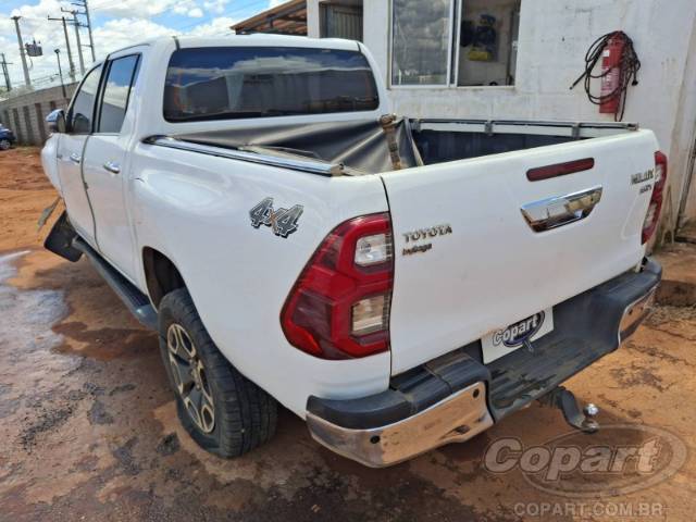 2021 TOYOTA HILUX CD 