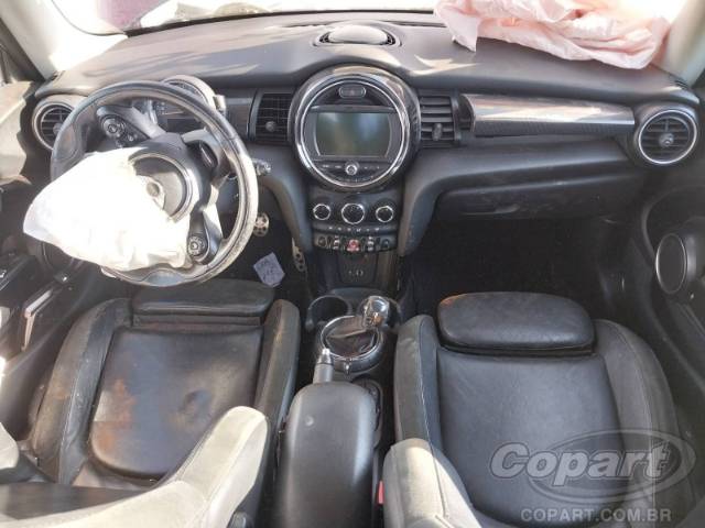 2015 MINI COOPER 
