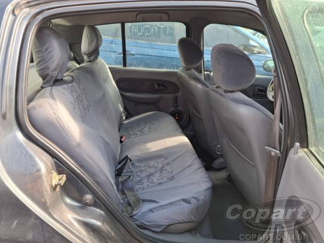2002 RENAULT CLIO 