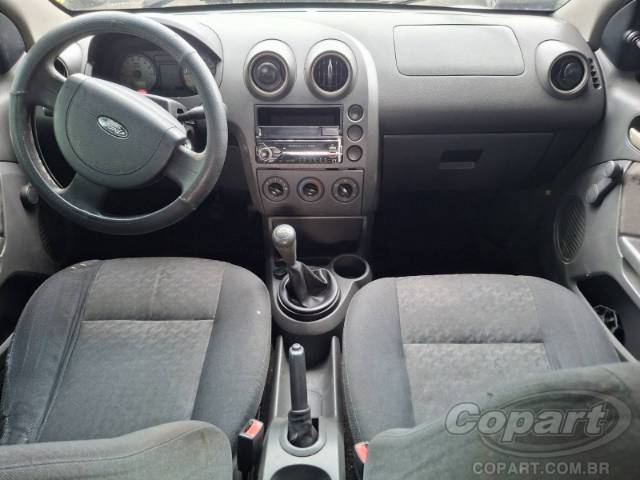 2003 FORD FIESTA 