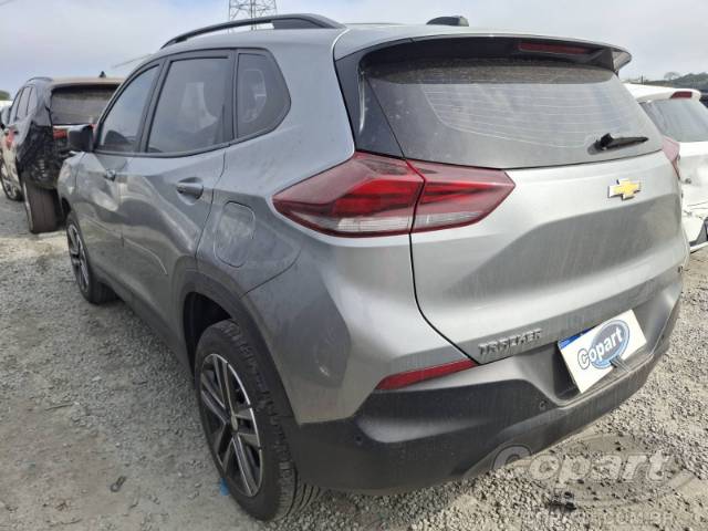 2025 CHEVROLET TRACKER 