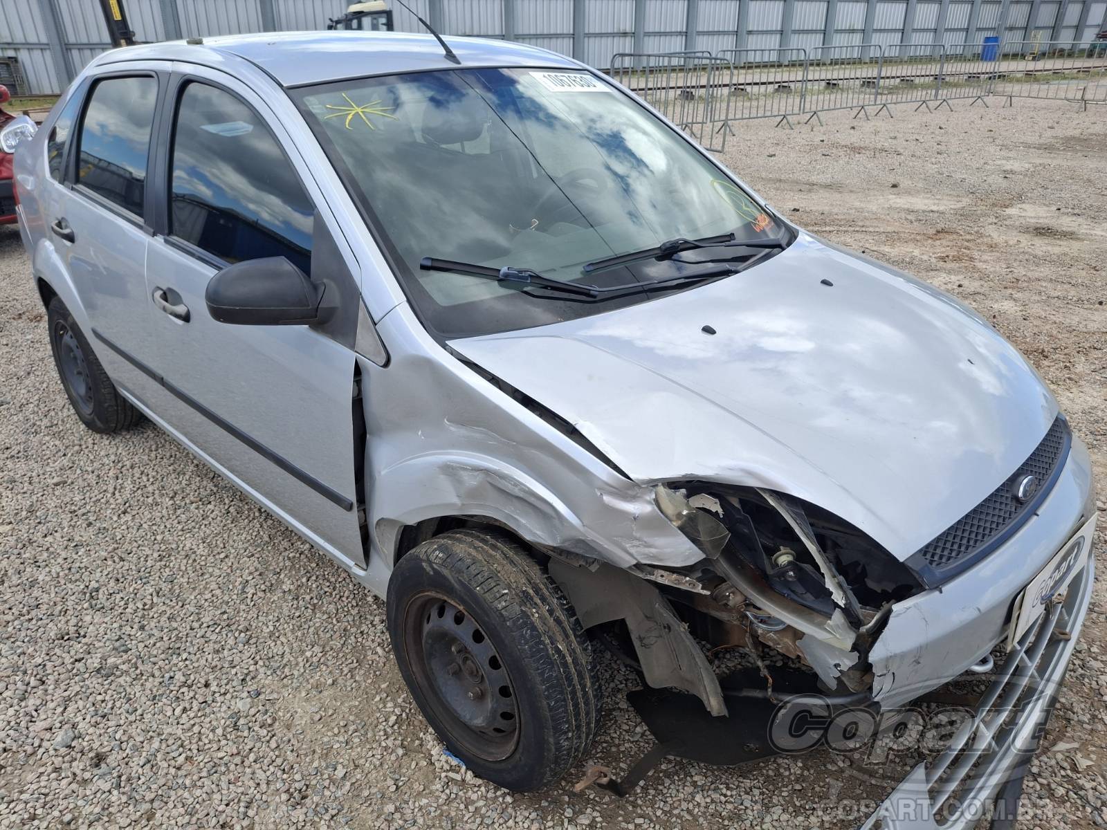 Veículo Ford Fiesta FORD FIESTA SEDAN 2005 2005 em leilão