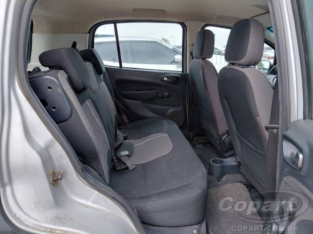 2016 FIAT UNO 