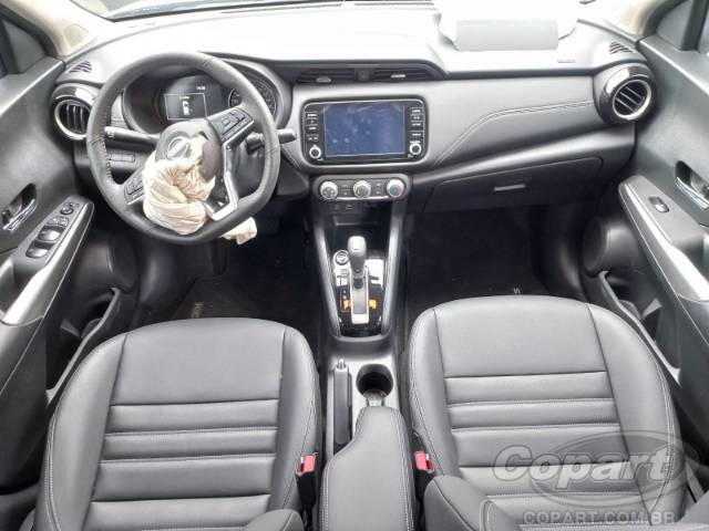 2025 NISSAN Kicks Play 