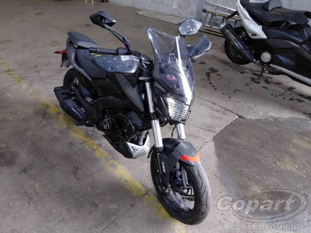 2025 BAJAJ DOMINAR 