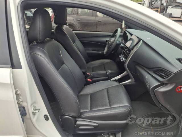 2019 TOYOTA YARIS 