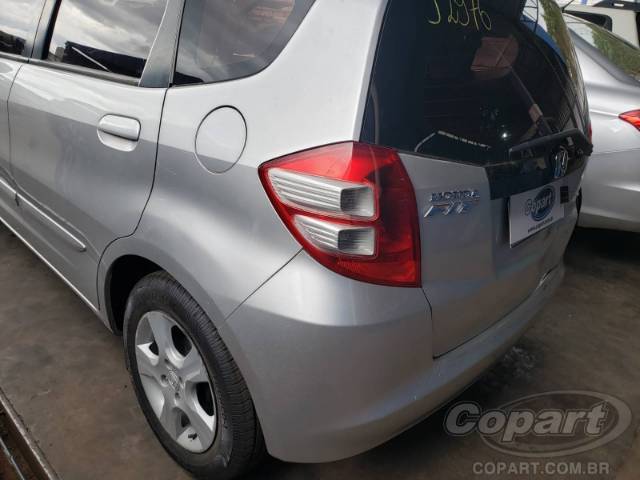 2010 HONDA FIT 