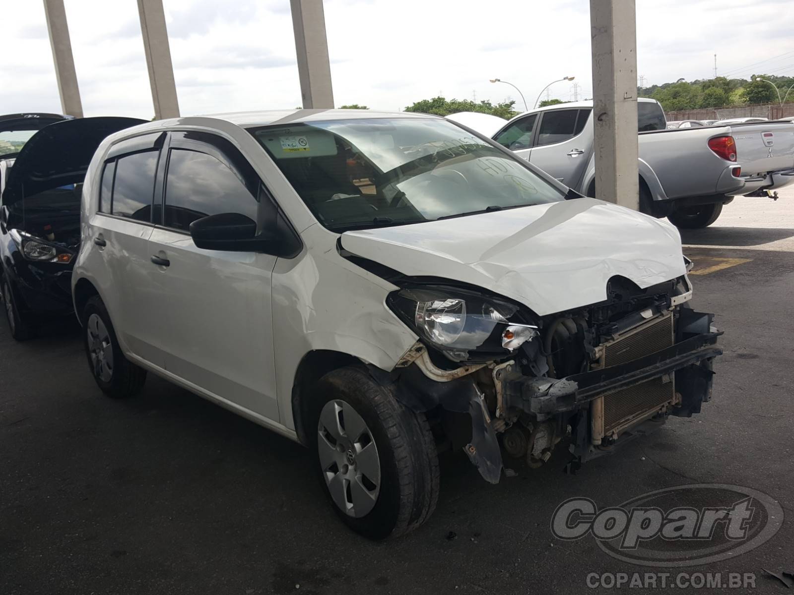 Veículo VW - VolksWagen Up VOLKSWAGEN UP TAKE 1.0 12V 2015 2015 em leilão
