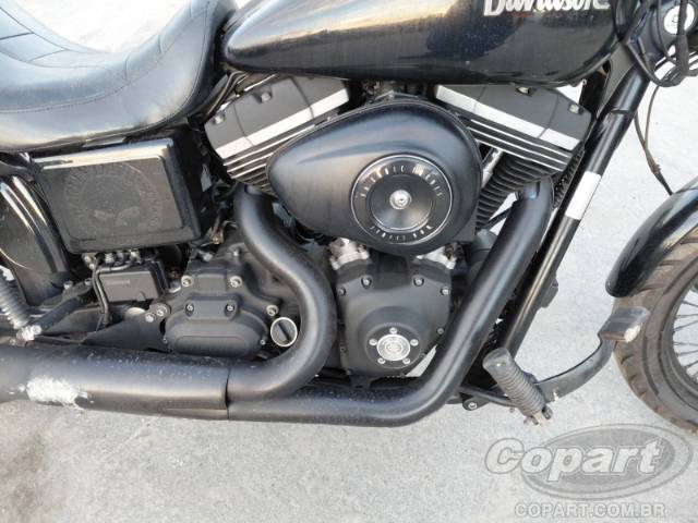 2015 HARLEY-DAVIDSON DYNA 