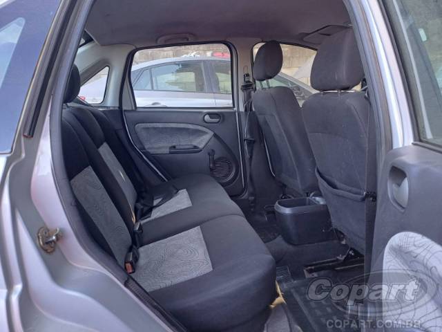 2009 FORD FIESTA SEDAN 