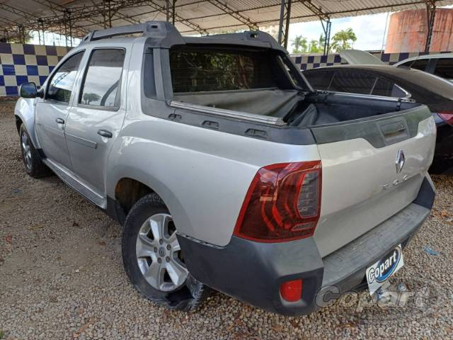 2022 RENAULT DUSTER OROCH 