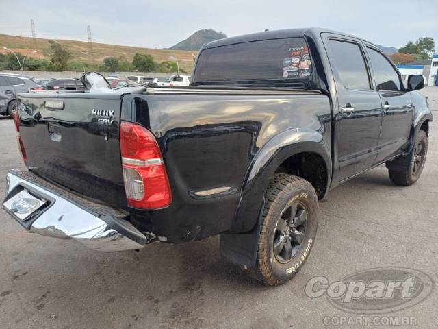 2015 TOYOTA HILUX CD 