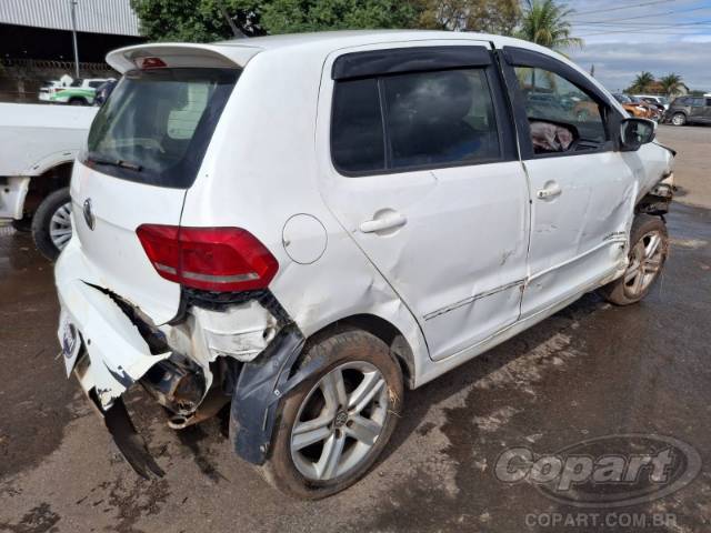 2015 VOLKSWAGEN FOX 