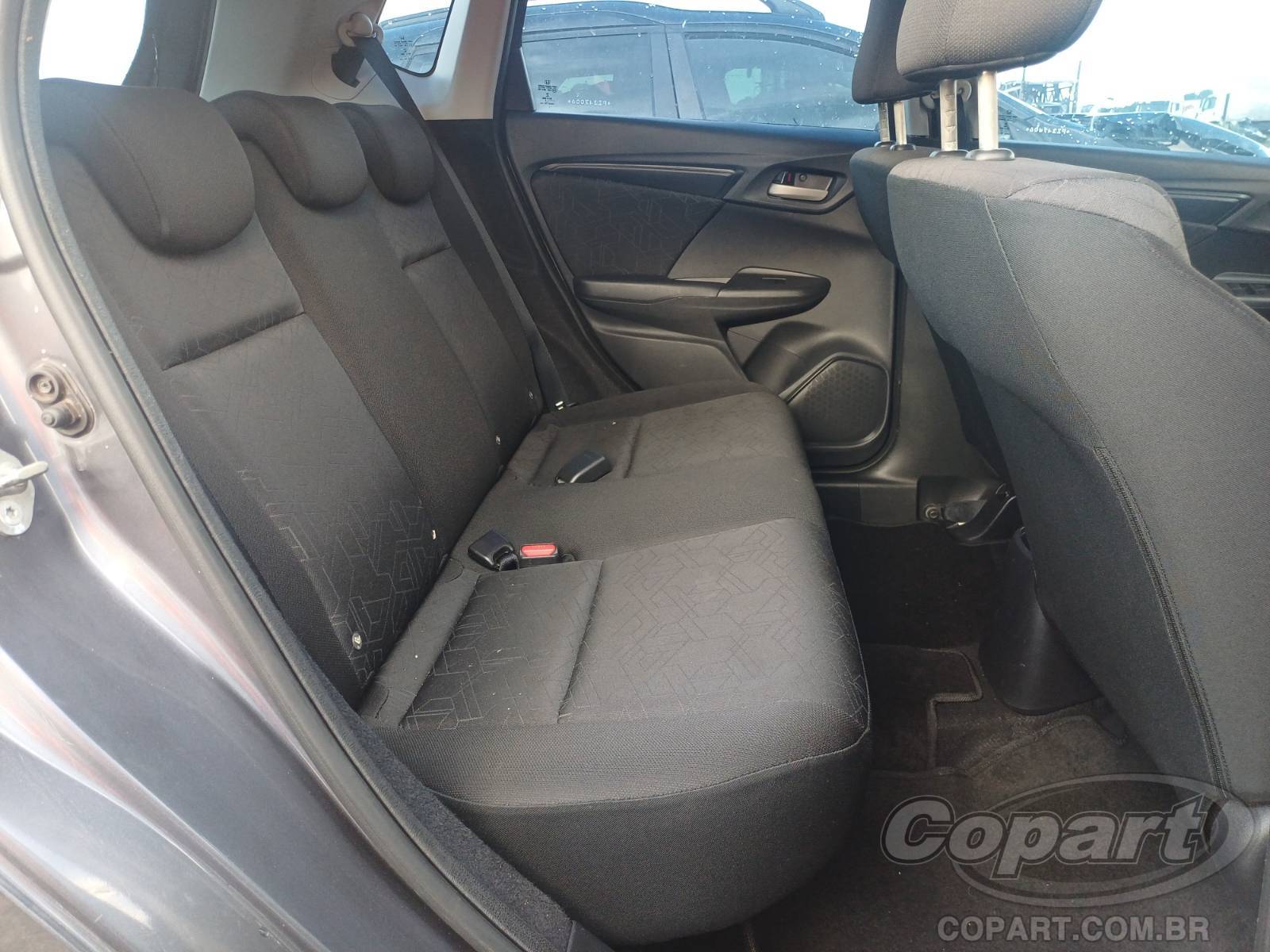Foto 6 de 10: 2015 HONDA FIT