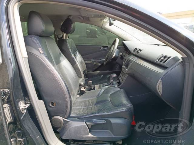 2006 VOLKSWAGEN PASSAT 