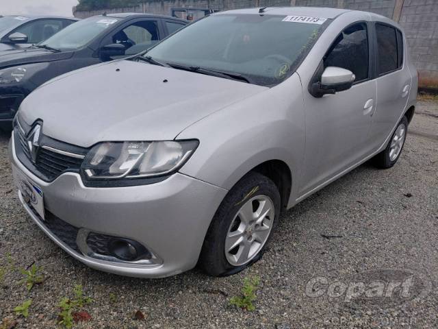 2015 RENAULT SANDERO 