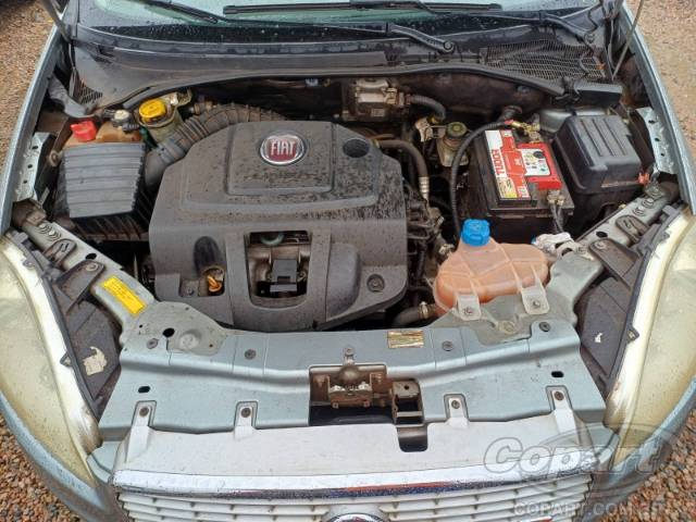 2010 FIAT LINEA 